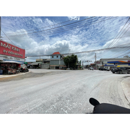 Đất thổ cư giá rẻ gần ĐẠI ĐÔ THỊ VINGROUP 936HA Đức Hoà - Long An